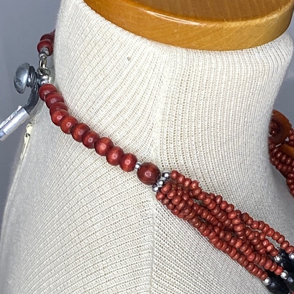 Vintage Twisted Beaded Necklace with Rust Wood & Black Accents – Boho Statement - Picture 5 of 9